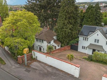 Tilehurst Road, Reading