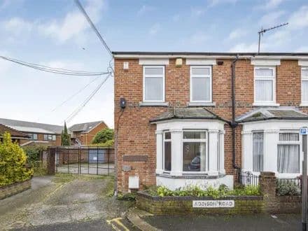 Addison Road, Reading