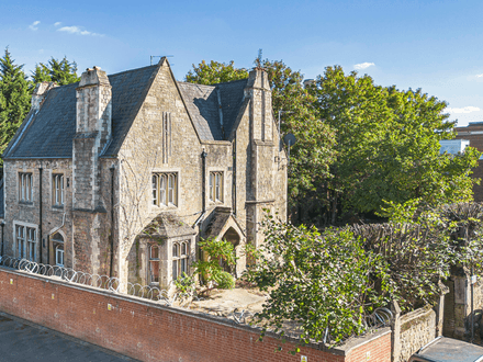 Carlisle House, 118 Oxford Road, Reading